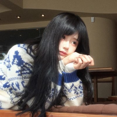 抵达的渡轮